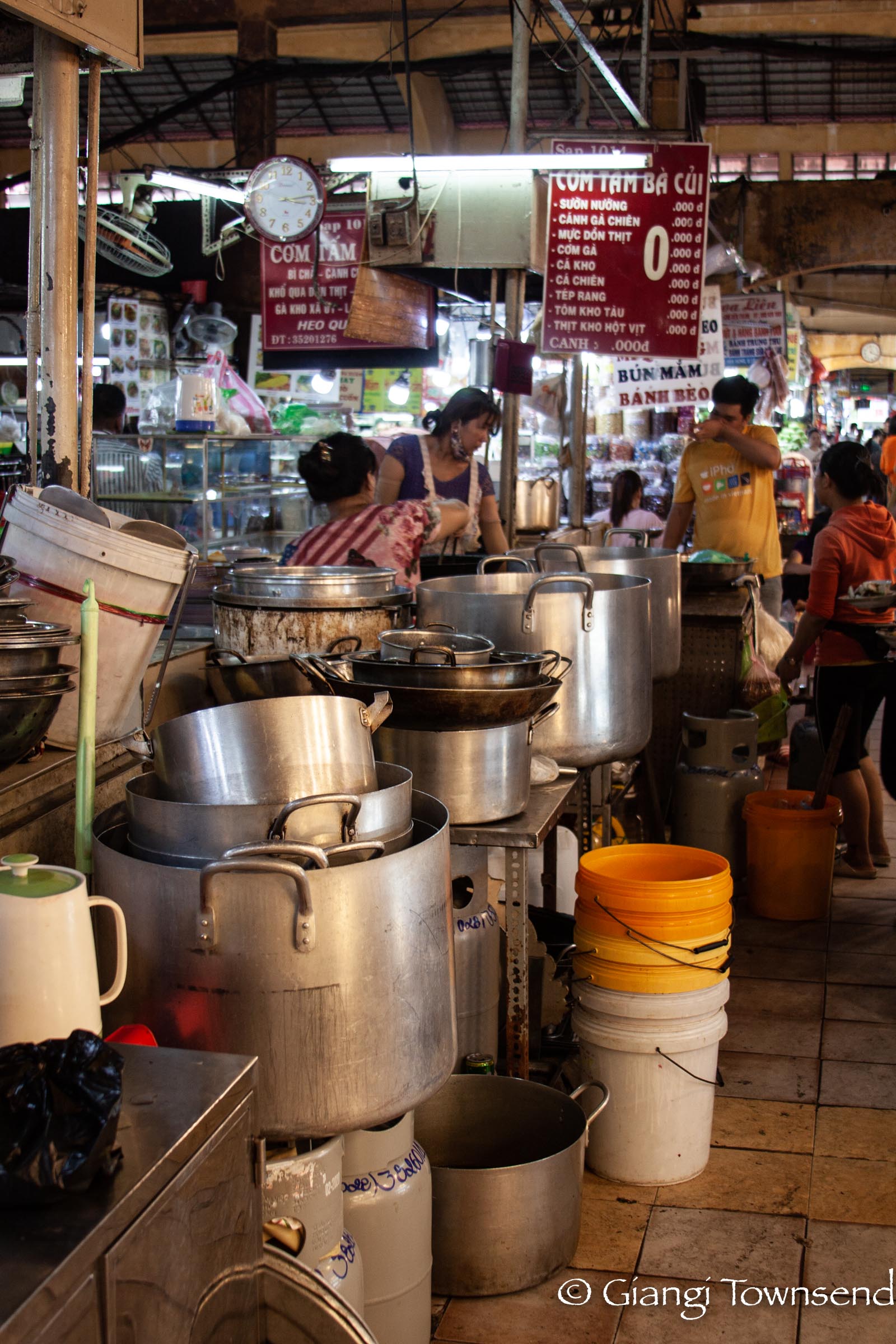 War Remnant Museum and Ben Thanh Market