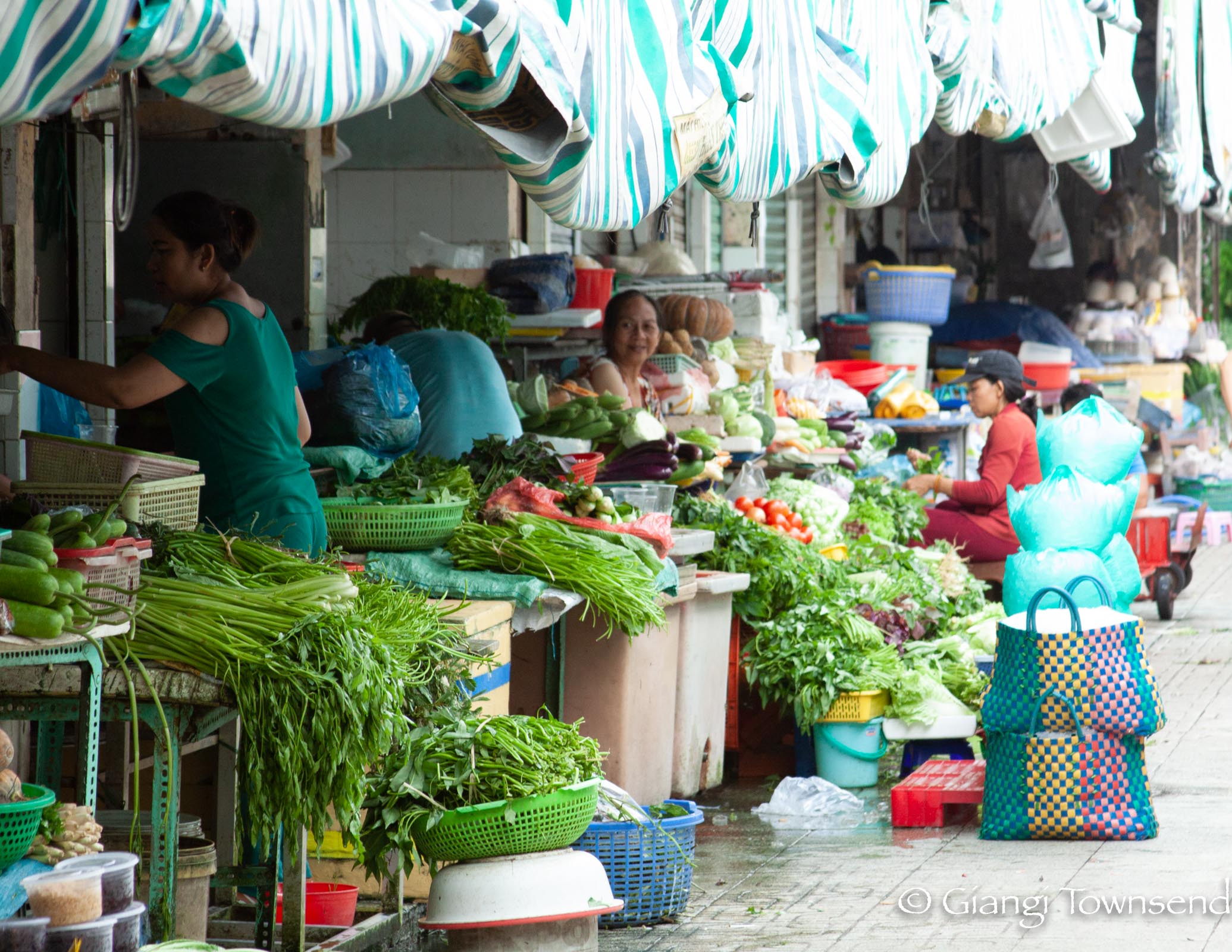 War Remnant Museum and Ben Thanh Market